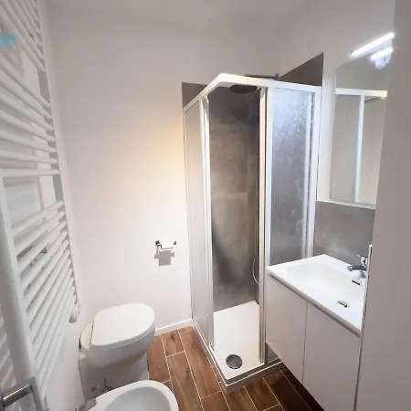 Gozzi 4 Tirabora Short Rent * Triëst